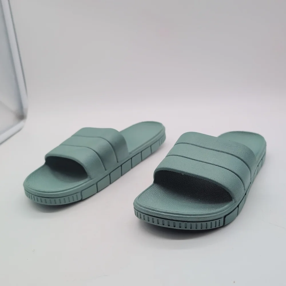 Clootess Casual Slide Sandals in Sage Green Sz 8.5